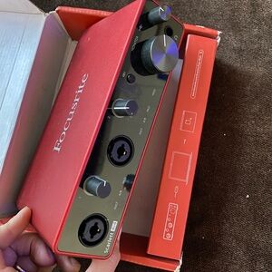 Focusrite Scarlett 2i2 Audio Interface